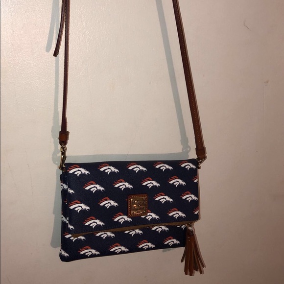Purse - Picture 2 of 2